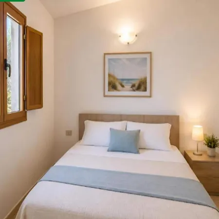 Apartamento With Shared Pool Near The Sea Nicotera