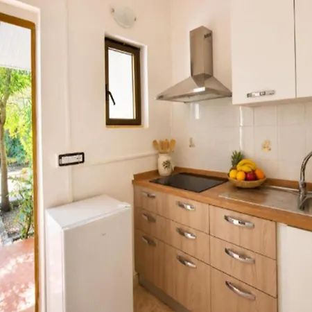 Apartamento With Shared Pool Near The Sea Nicotera