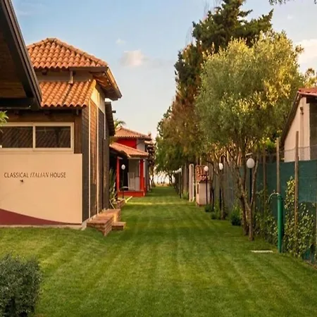 Apartamento With Shared Pool Near The Sea