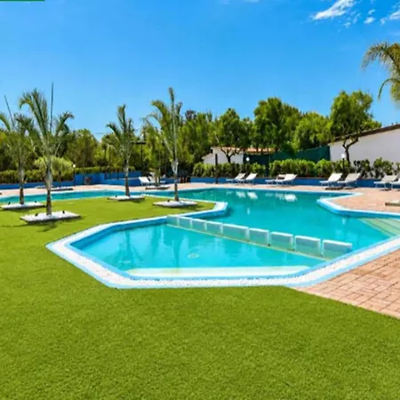 With Shared Pool Near The Sea *